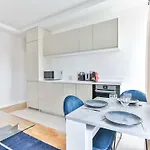 Modernist Apartment - 12Th Arrondissement - Mobility Lease